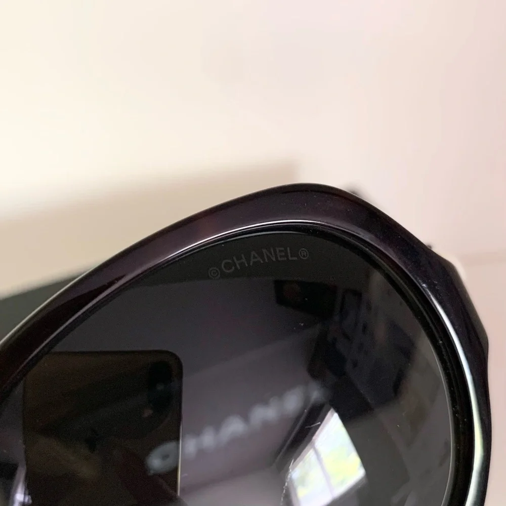 Chanel round tortoise shell Pearl sunglasses
